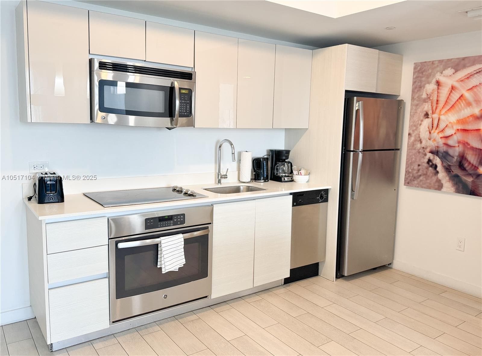 2602 E Hallandale Beach Blvd # 1708, Hallandale Beach, FL 33009 — zdjęcie 3