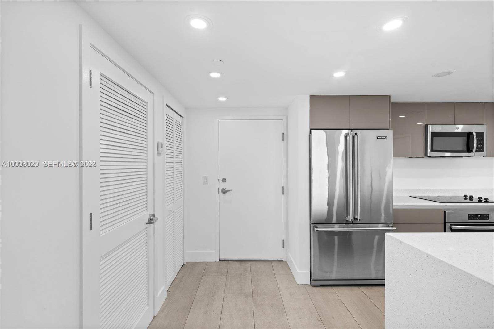 13800 Highland Dr # 504, North Miami Beach, FL 33181 — zdjęcie 4