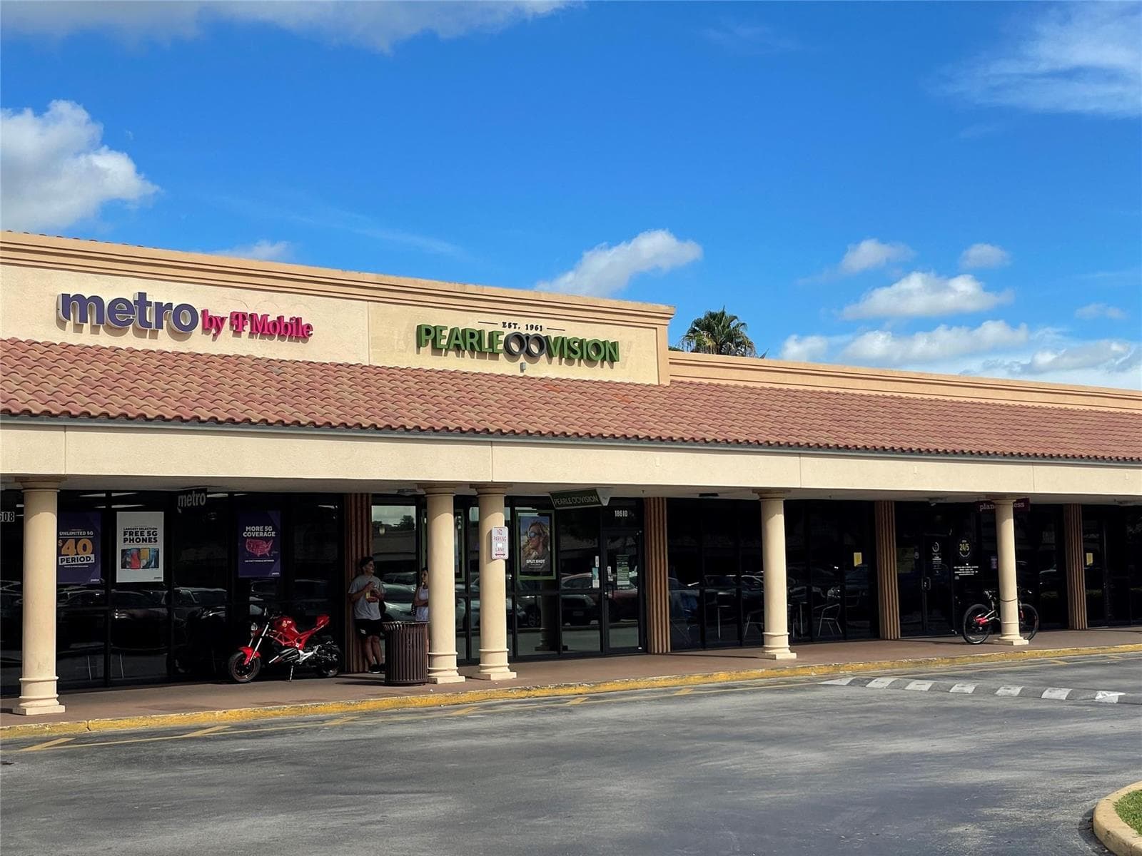 18606 NW 67th Avenue, Hialeah, FL 33015 — zdjęcie 4