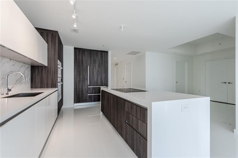 851 NE 1st Avenue # 1912, Miami, FL 33132 — zdjęcie 4