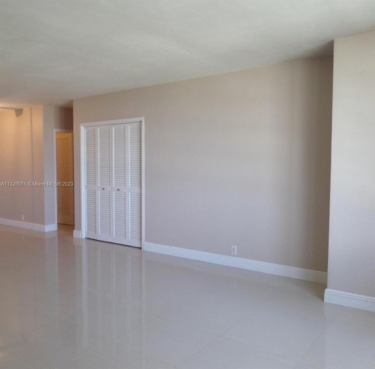 1000 West Ave # 1032, Miami Beach, FL 33139 — zdjęcie 4