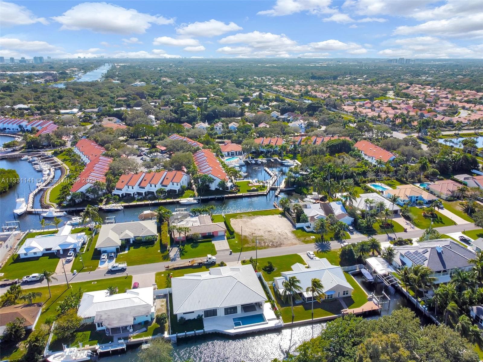 2400 Edward Rd, Palm Beach Gardens, FL 33410 — zdjęcie 4