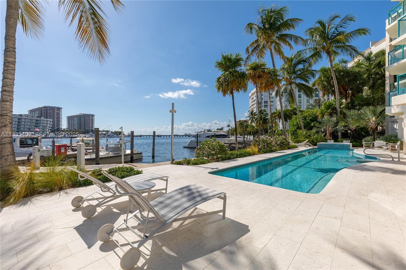 1660 W Glencoe St # 302, Coconut Grove, FL 33133 — zdjęcie 2