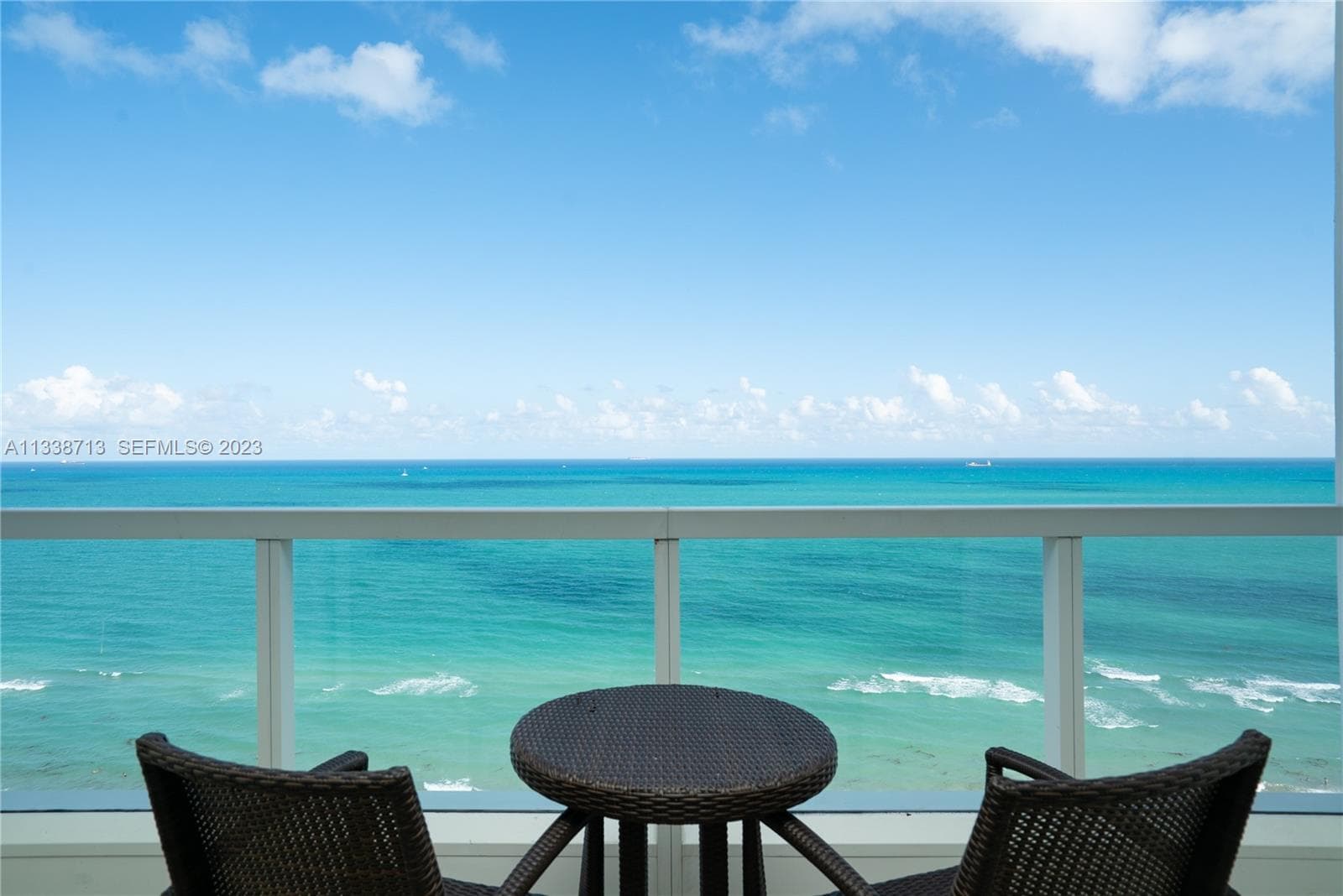 4391 Collins Ave # 1911/1909/1910/1912, Miami Beach, FL 33140 — zdjęcie 2