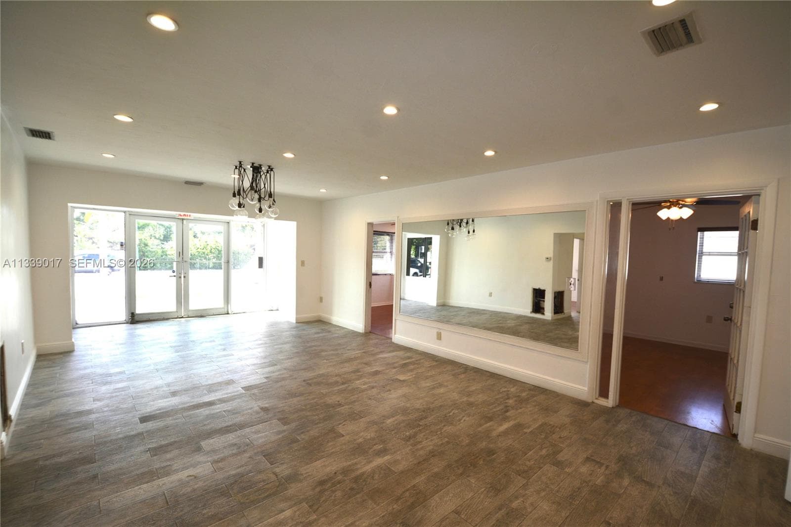 16921 NE 6th Ave, North Miami Beach, FL 33162 — zdjęcie 5
