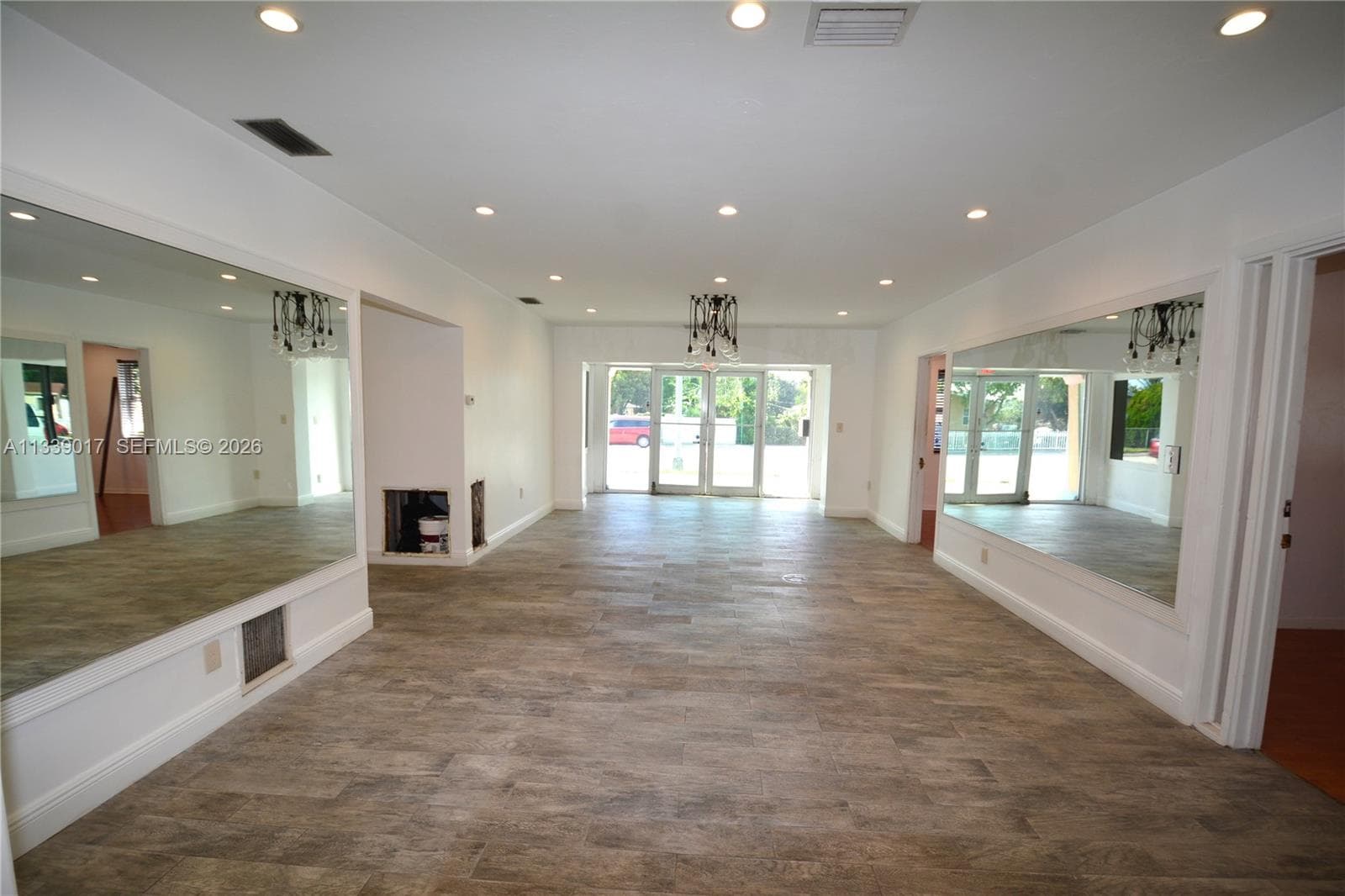 16921 NE 6th Ave, North Miami Beach, FL 33162 — zdjęcie 4