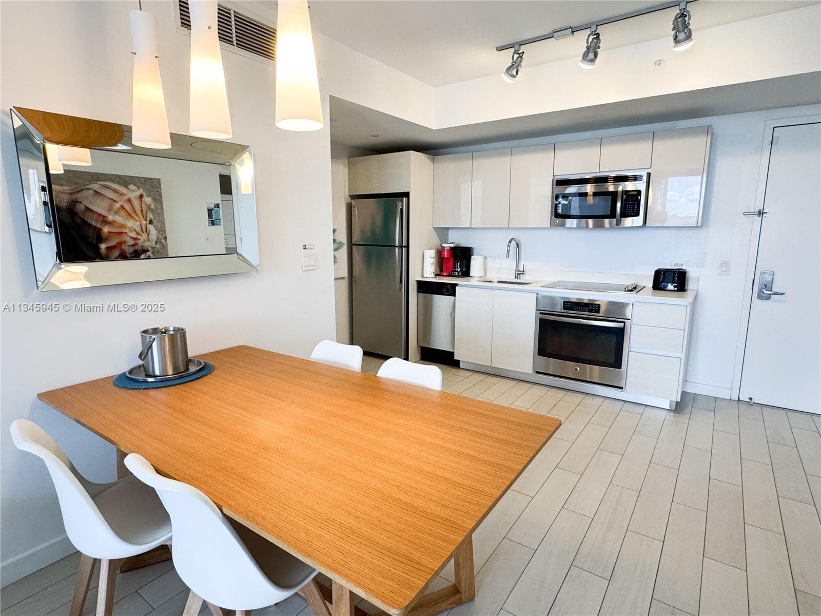 2602 E HALLANDALE BEACH BLVD # R1409, Hallandale Beach, FL 33009 — zdjęcie 4