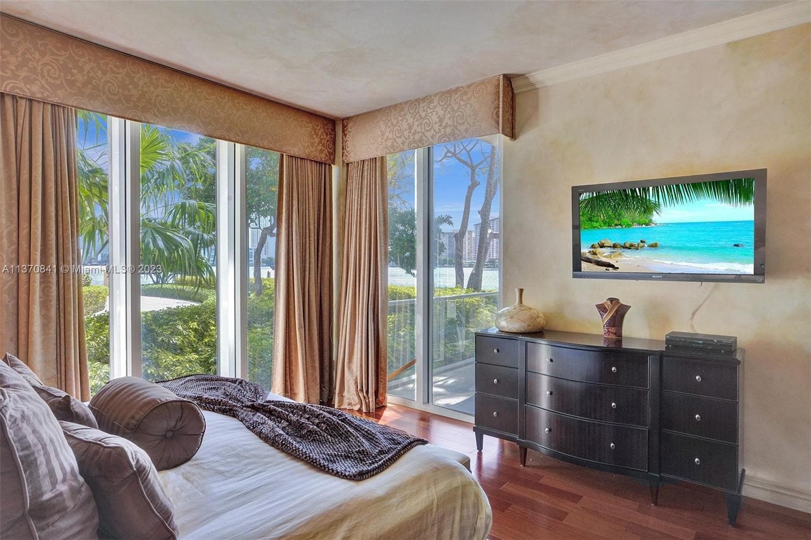 2600 Island Blvd # 101, Aventura, FL 33160 — zdjęcie 3