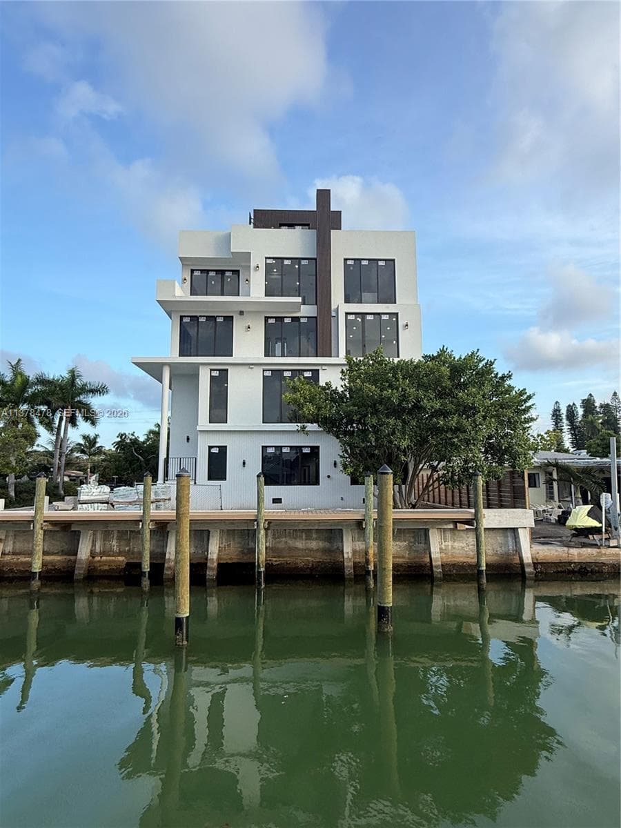 7300 Trouville Esplanade # 3, Miami Beach, FL 33141