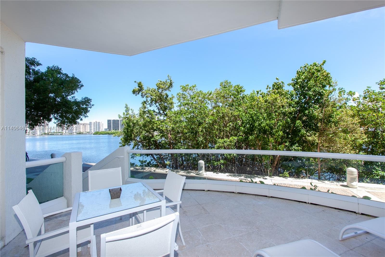 6000 Island Blvd # 104, Aventura, FL 33160 — zdjęcie 3