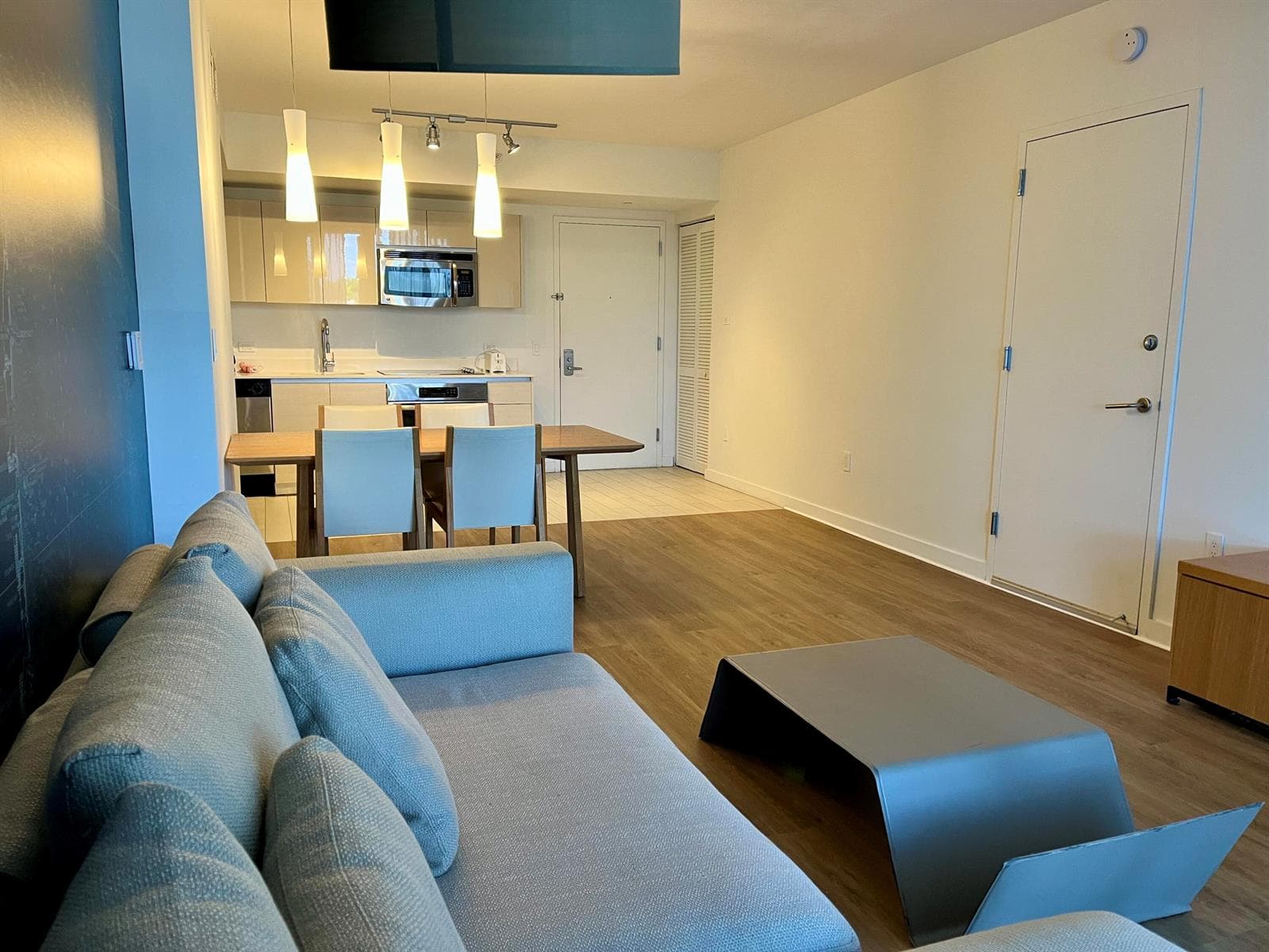 2602 E Hallandale Beach Boulevard # R308, Hallandale Beach, FL 33009 — zdjęcie 4