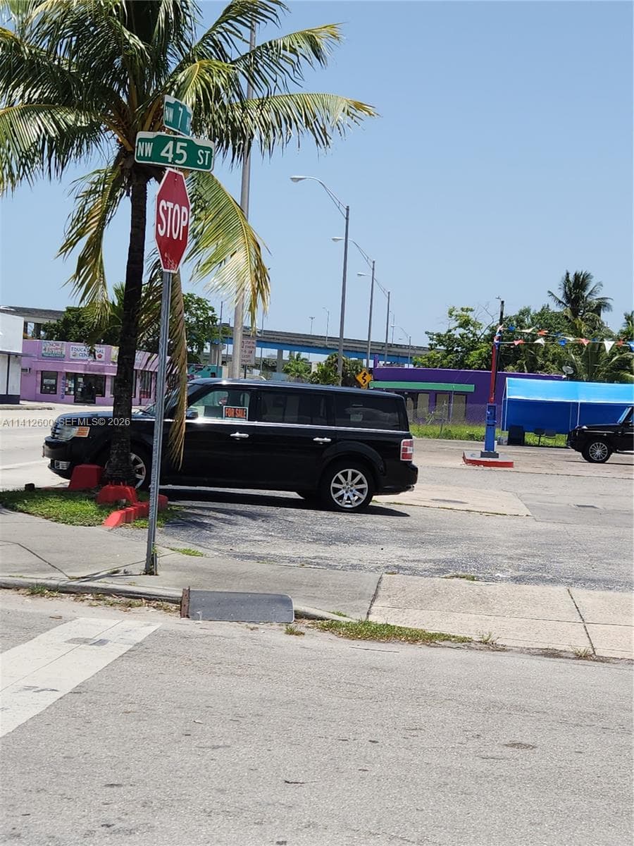 4420 NW 7th Ave, Miami, FL 33127 — zdjęcie 2