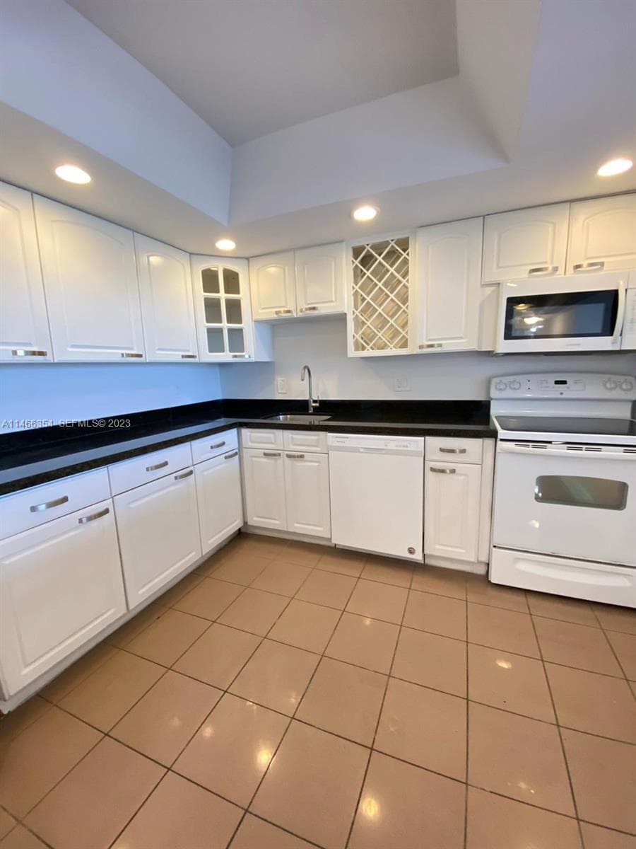 13499 Biscayne Blvd # 1505, North Miami, FL 33181 — zdjęcie 5