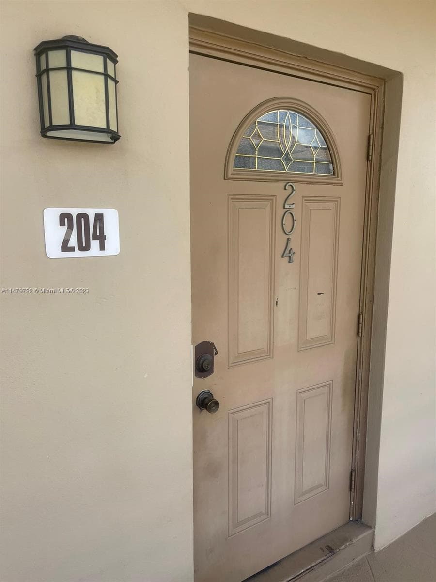 5051 W Oakland Park Blvd # 204, Lauderdale Lakes, FL 33313 — zdjęcie 3