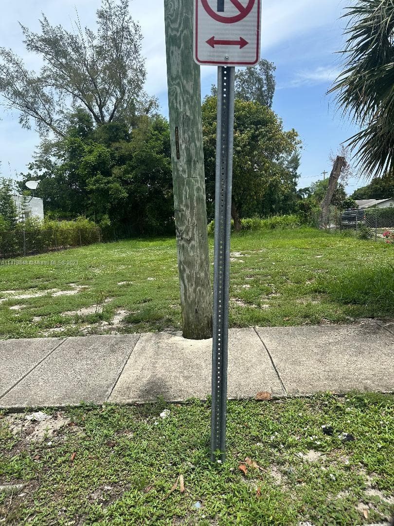 3508 Greenwood Ave, West Palm Beach, FL 33407