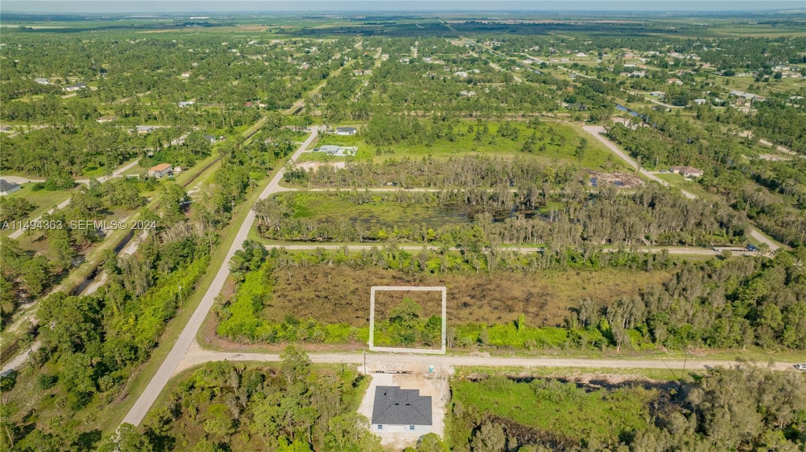 853 Belden Ave, Lehigh Acres, FL 33936 — zdjęcie 5