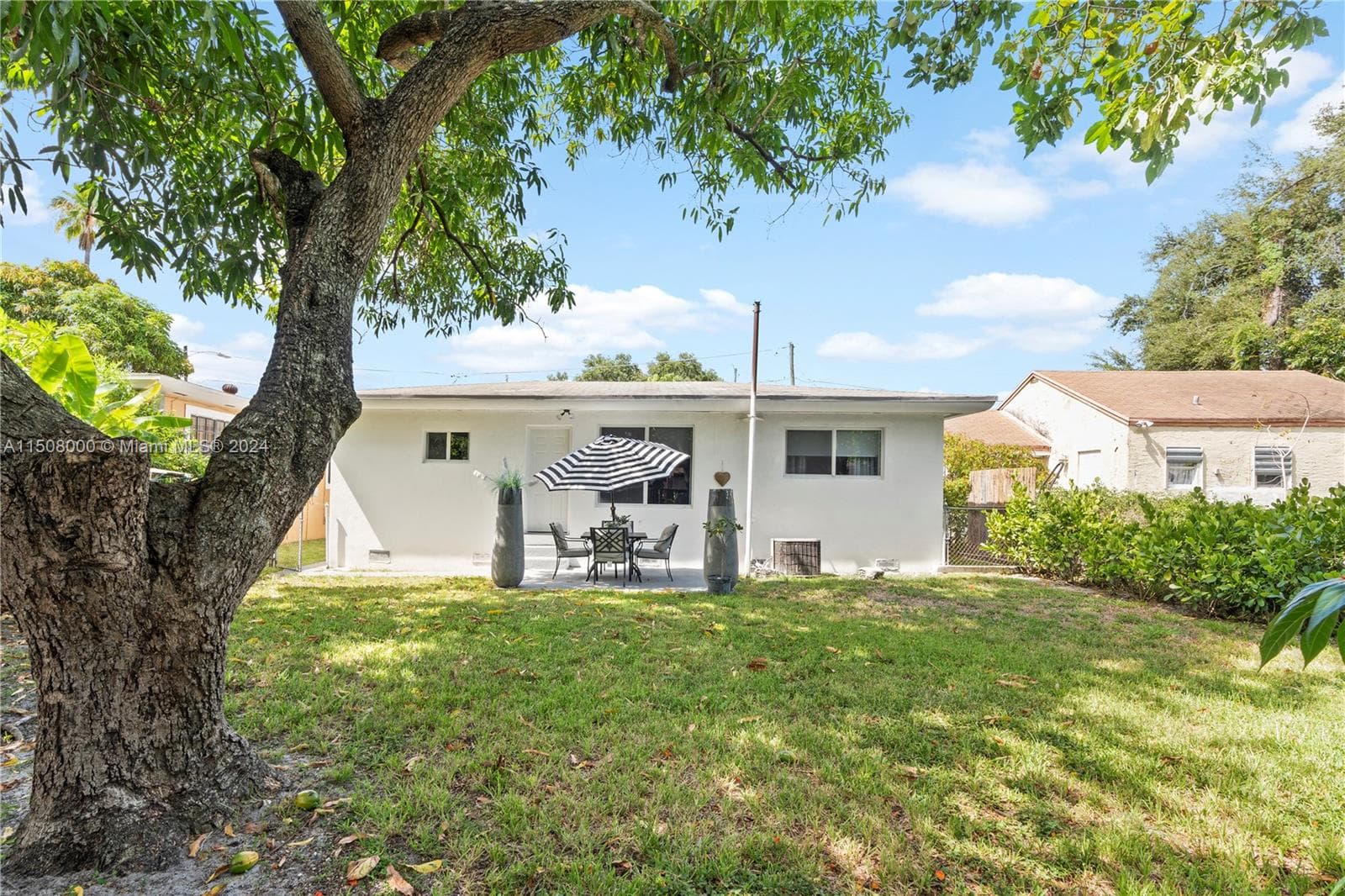 236 NW 42nd St, Miami, FL 33127 — zdjęcie 2