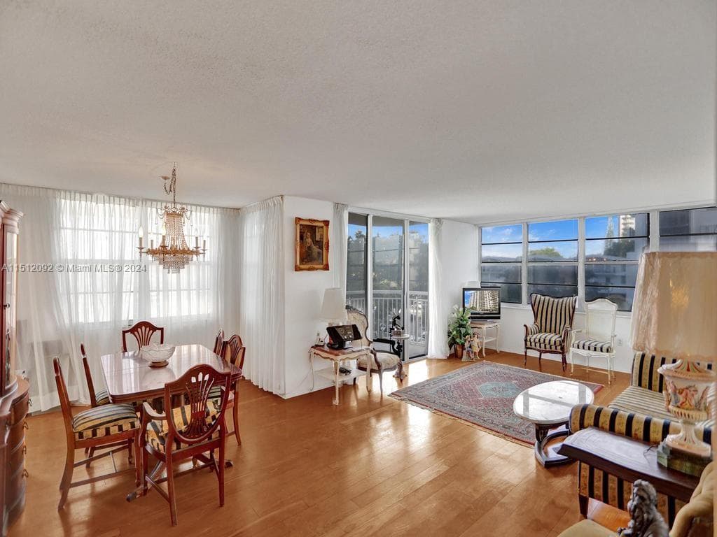 18051 Biscayne Blvd # 304, Aventura, FL 33160 — zdjęcie 5