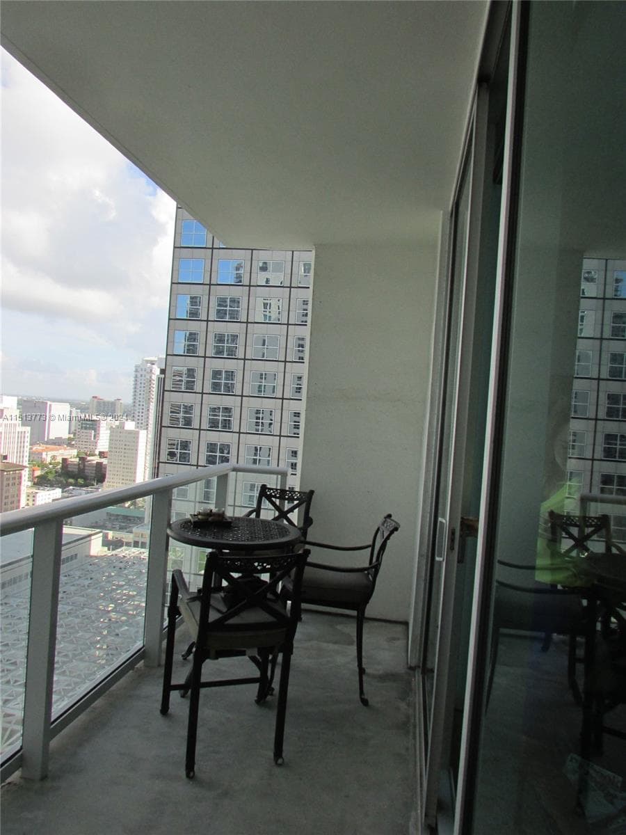 300 S Biscayne Blvd # T-2709, Miami, FL 33131 — zdjęcie 5