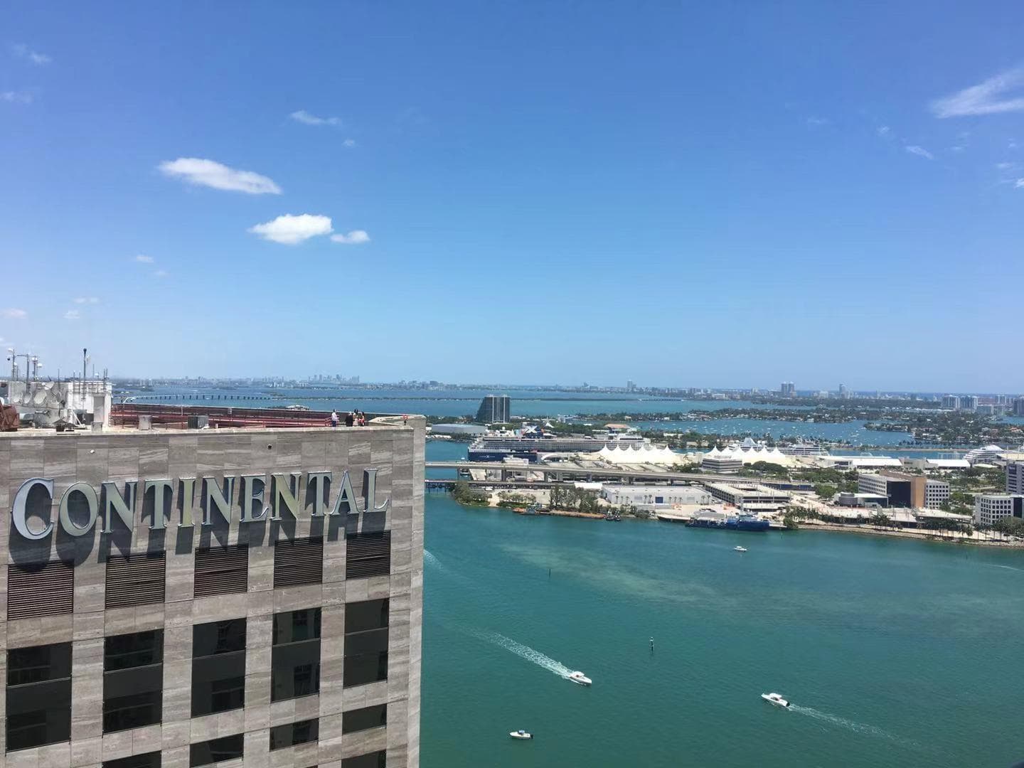 335 S Biscayne Boulevard # 4004, Miami, FL 33131 — zdjęcie 2