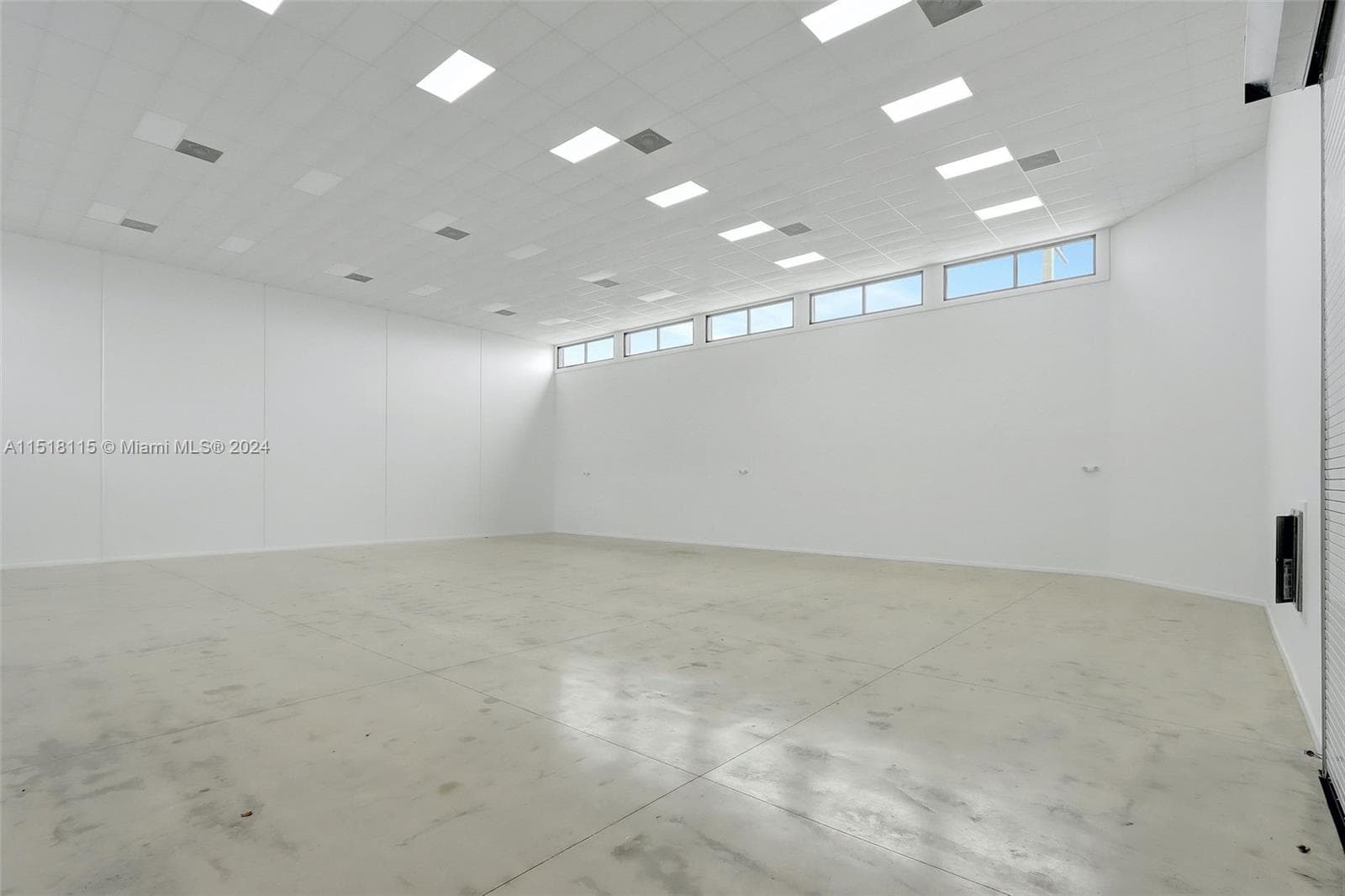 235 NE 67th St, Miami, FL 33138 — zdjęcie 3