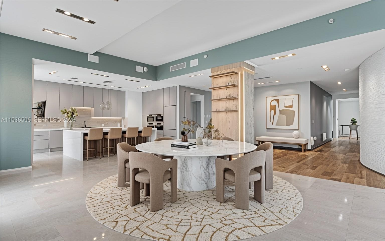 Asia Brickell Key — zdjęcie 4