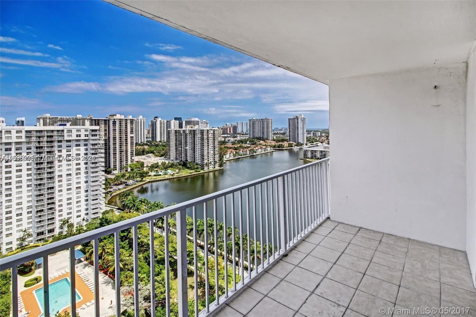 2801 NE 183rd St # 2208W, Aventura, FL 33160