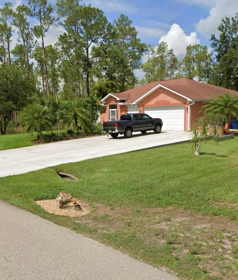 109 Moore Avenue, Lehigh Acres, FL 33936 — zdjęcie 3