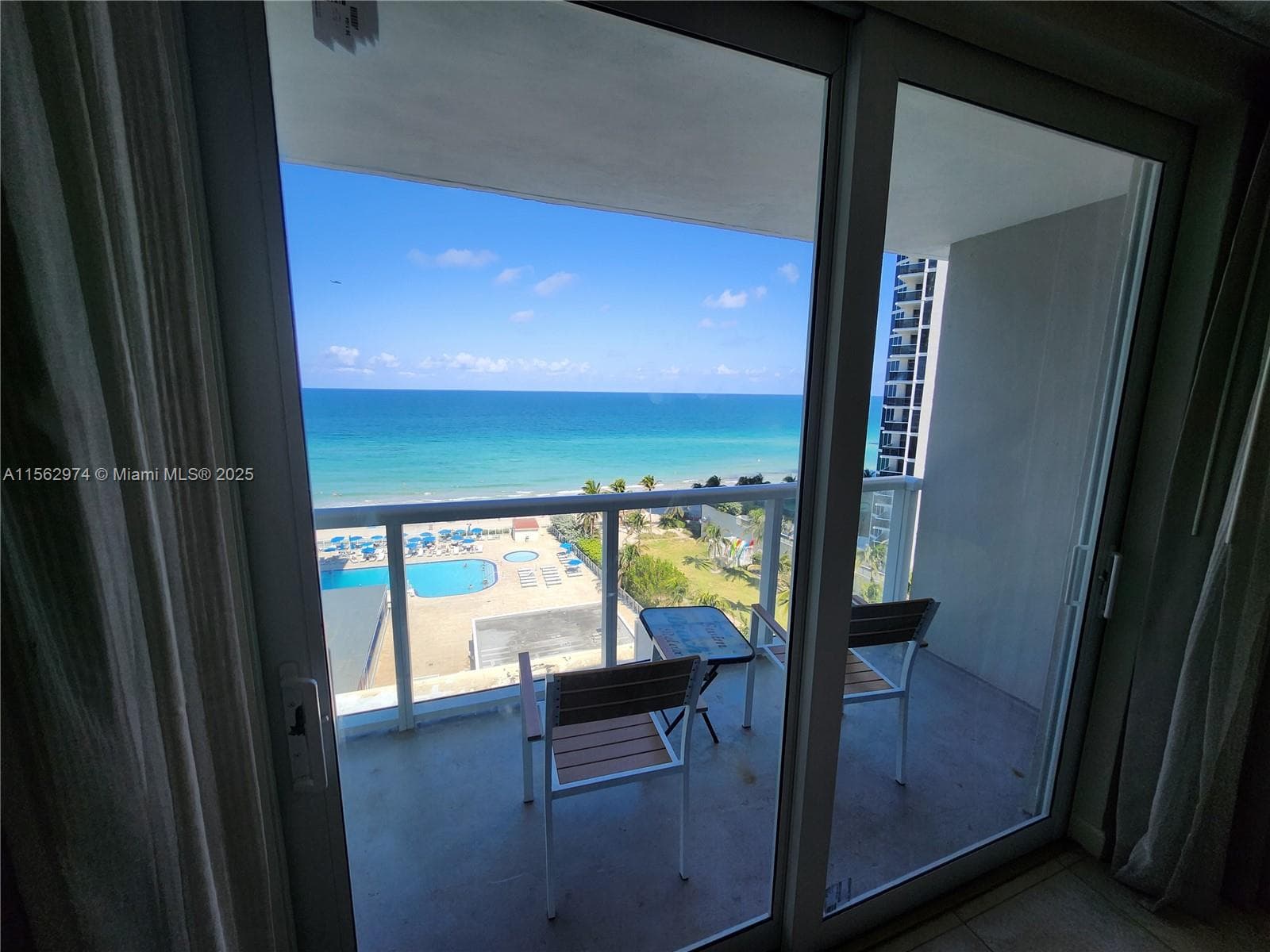 19201 Collins Ave # 846, Sunny Isles Beach, FL 33160 — zdjęcie 3