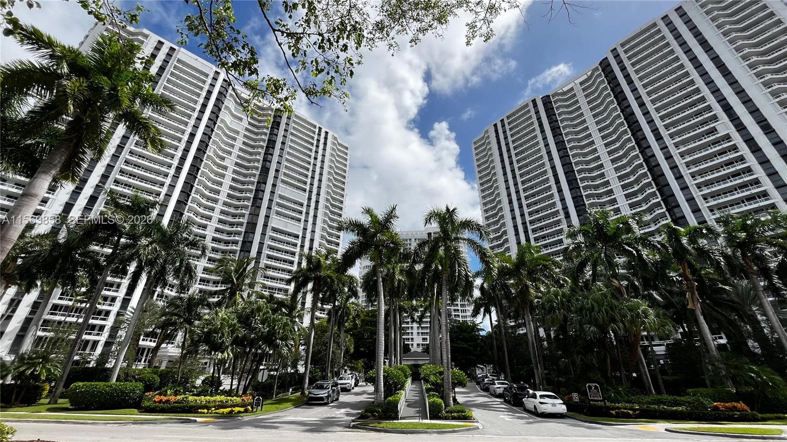 21205 Yacht Club Dr # PH09, Aventura, FL 33180 — zdjęcie 2