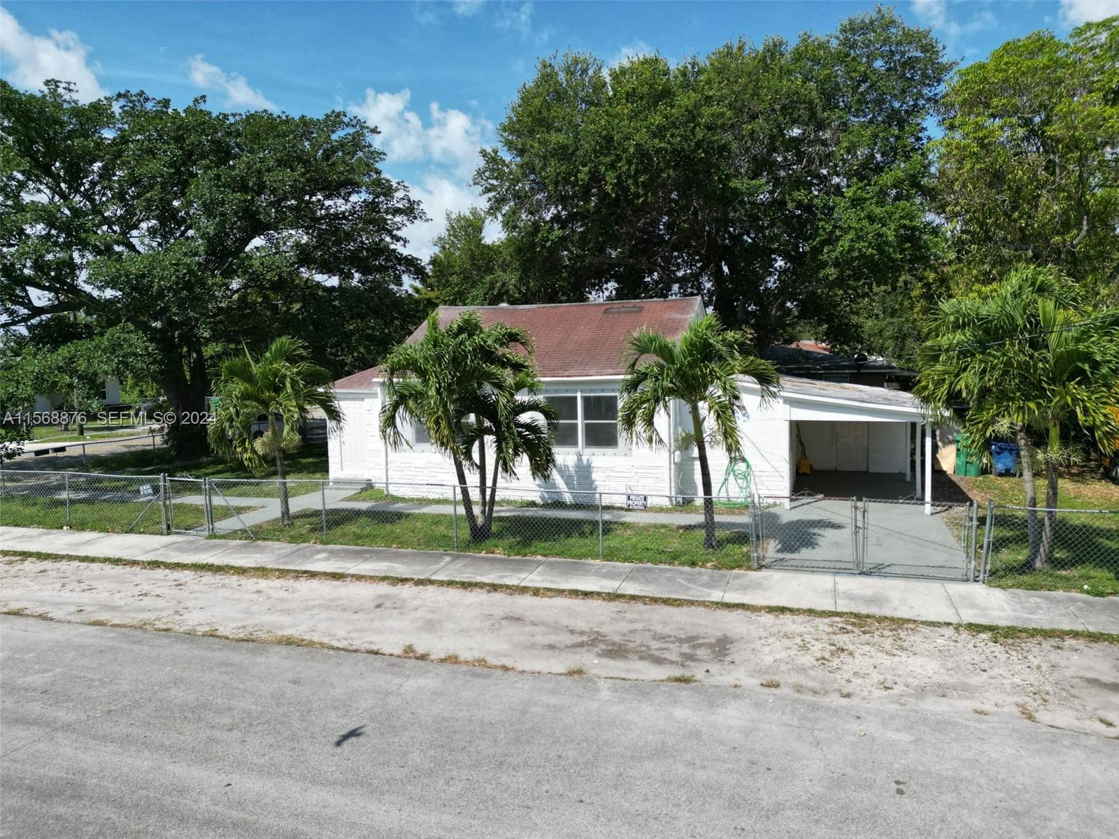 2255 NW 63rd St, Miami, FL 33147 — zdjęcie 2
