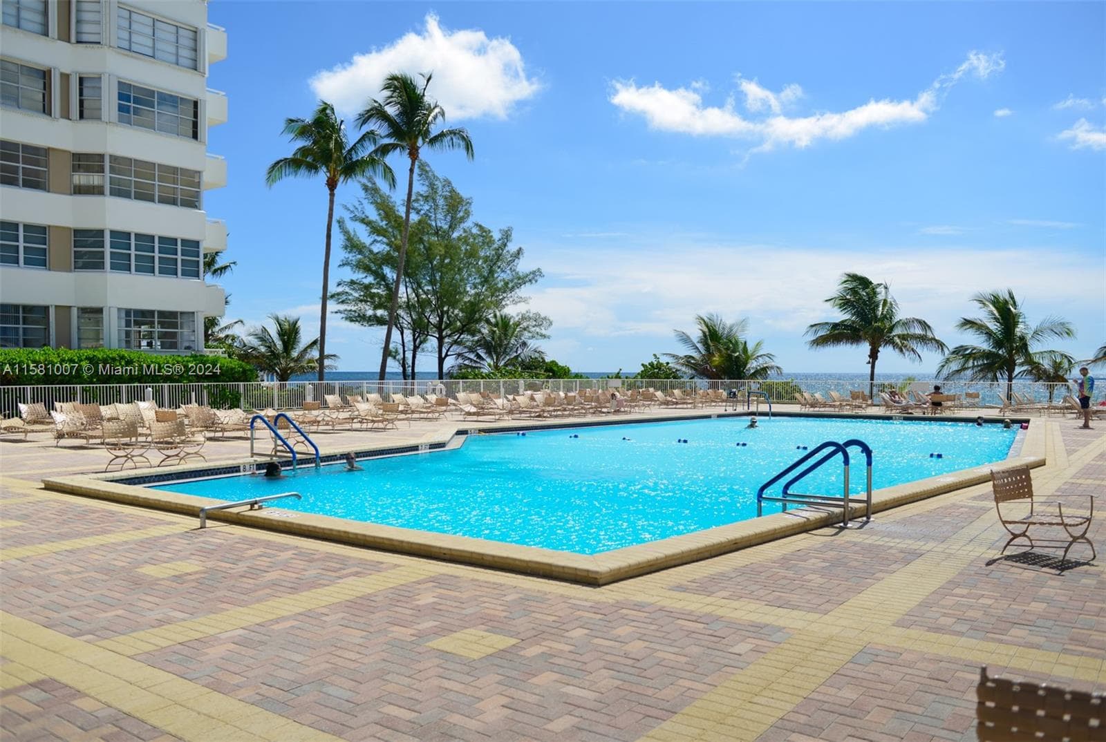 1950 S Ocean Dr # 21G, Hallandale Beach, FL 33009 — zdjęcie 3