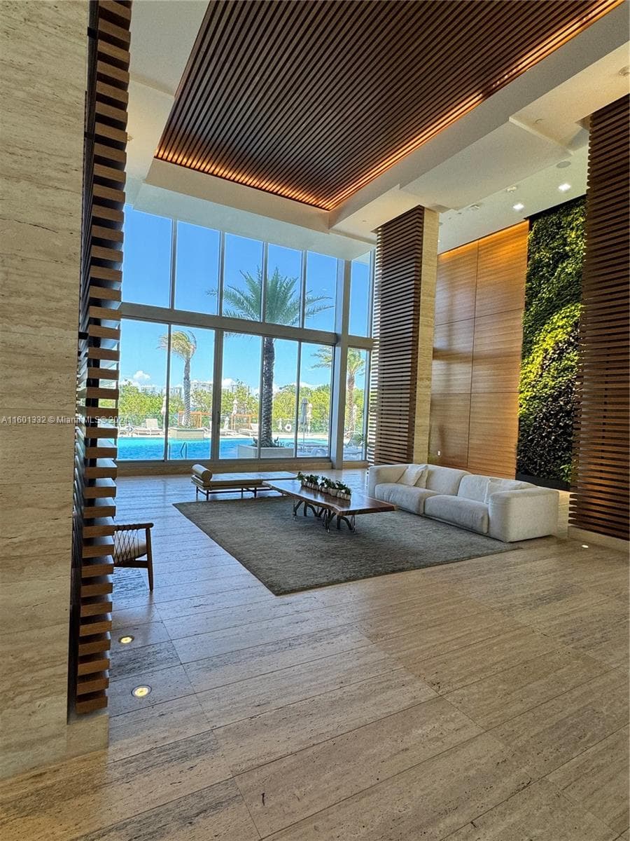 16385 Biscayne Blvd # 2421, North Miami Beach, FL 33160 — zdjęcie 4