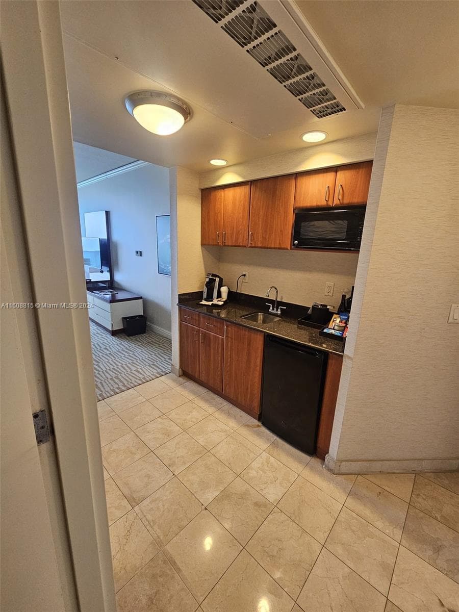 18001 Collins Ave # 2112, Sunny Isles Beach, FL 33160 — zdjęcie 5