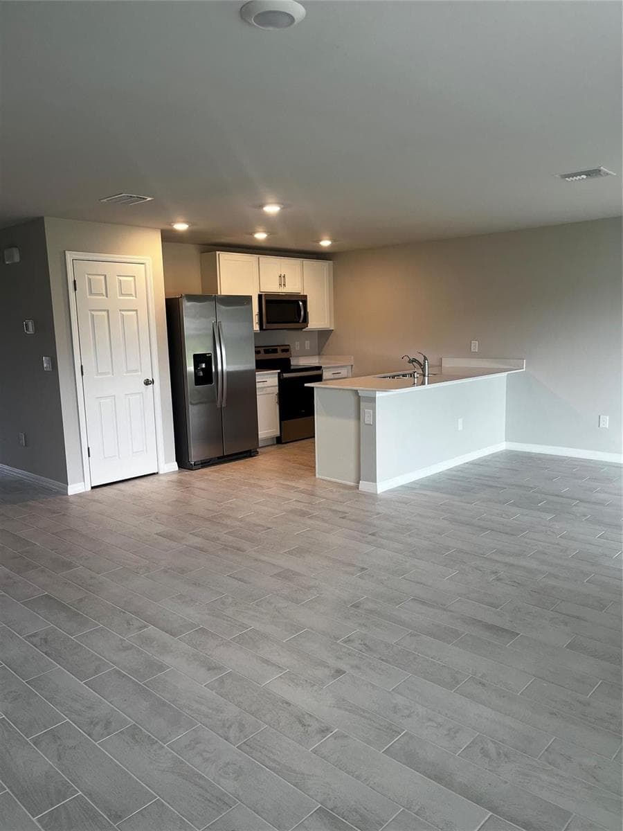 4021 35th Street, Lehigh Acres, FL 33976 — zdjęcie 4