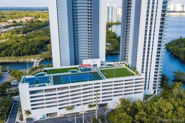 16385 Biscayne Blvd # 1418, North Miami Beach, FL 33160 — zdjęcie 3