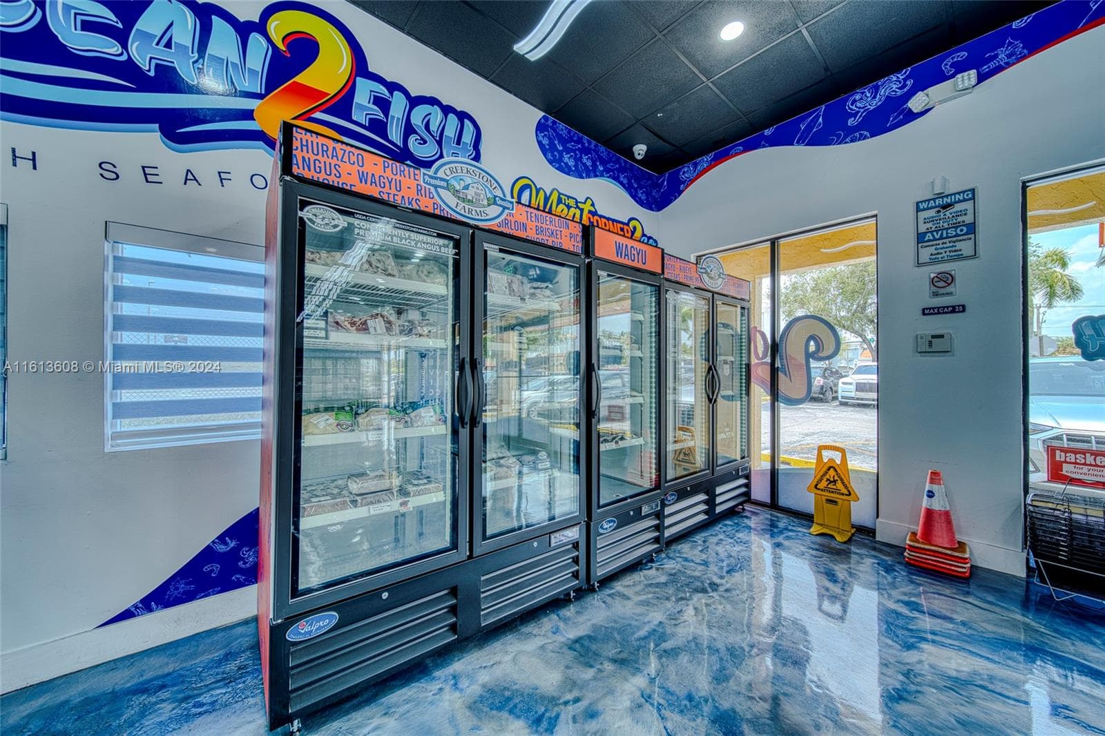 Top of The Line Fish & Seafood Market With Distribution in Miami, Miami, FL 33186 — zdjęcie 3