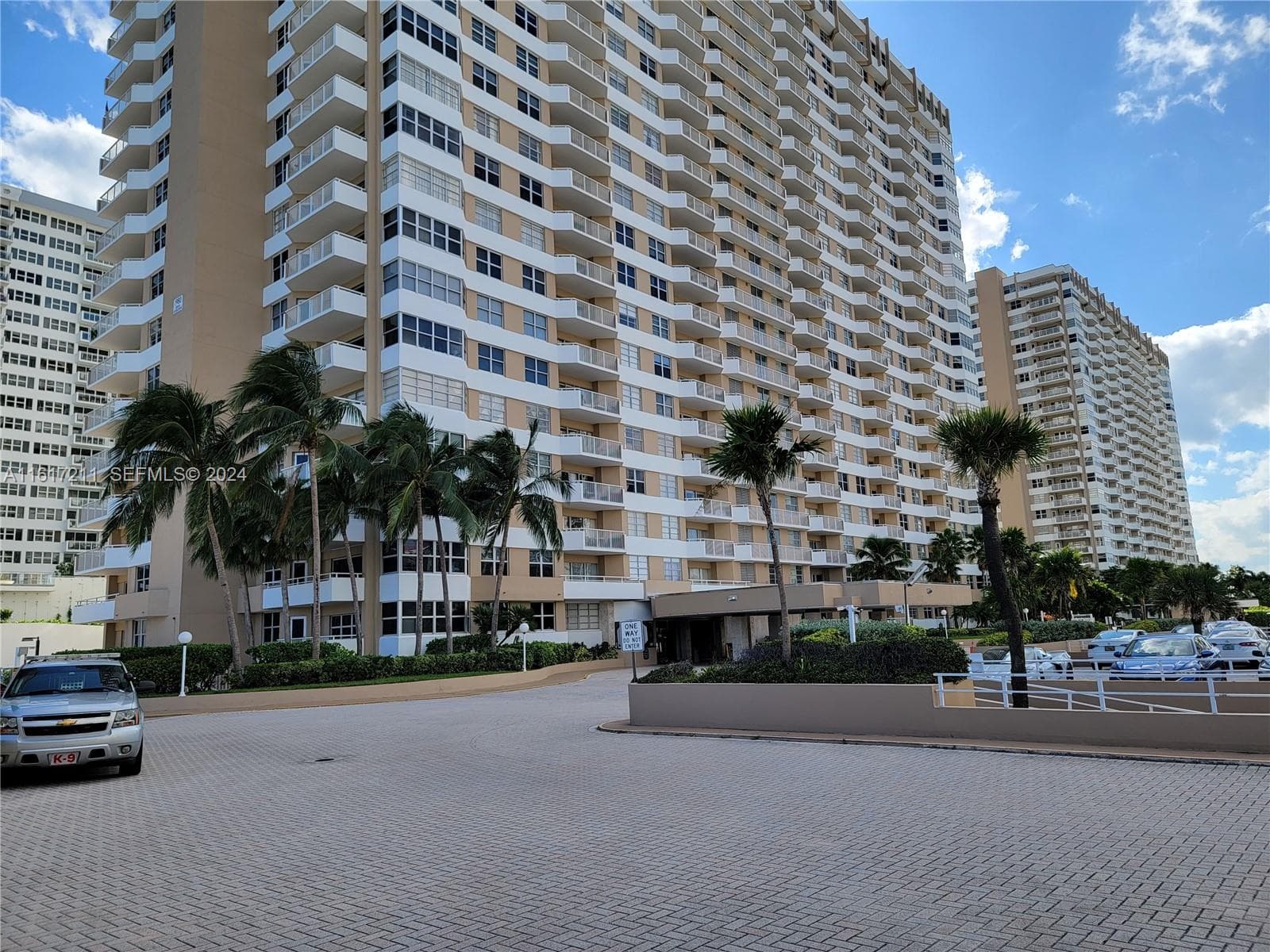 1980 S Ocean Dr # 2C, Hallandale Beach, FL 33009 — zdjęcie 3