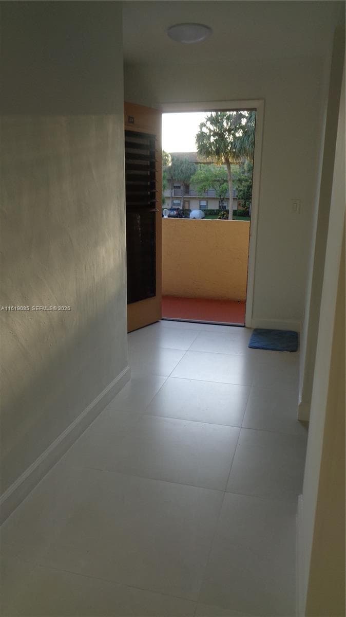 6085 N Sabal Palm Blvd # 204, Tamarac, FL 33319 — zdjęcie 4