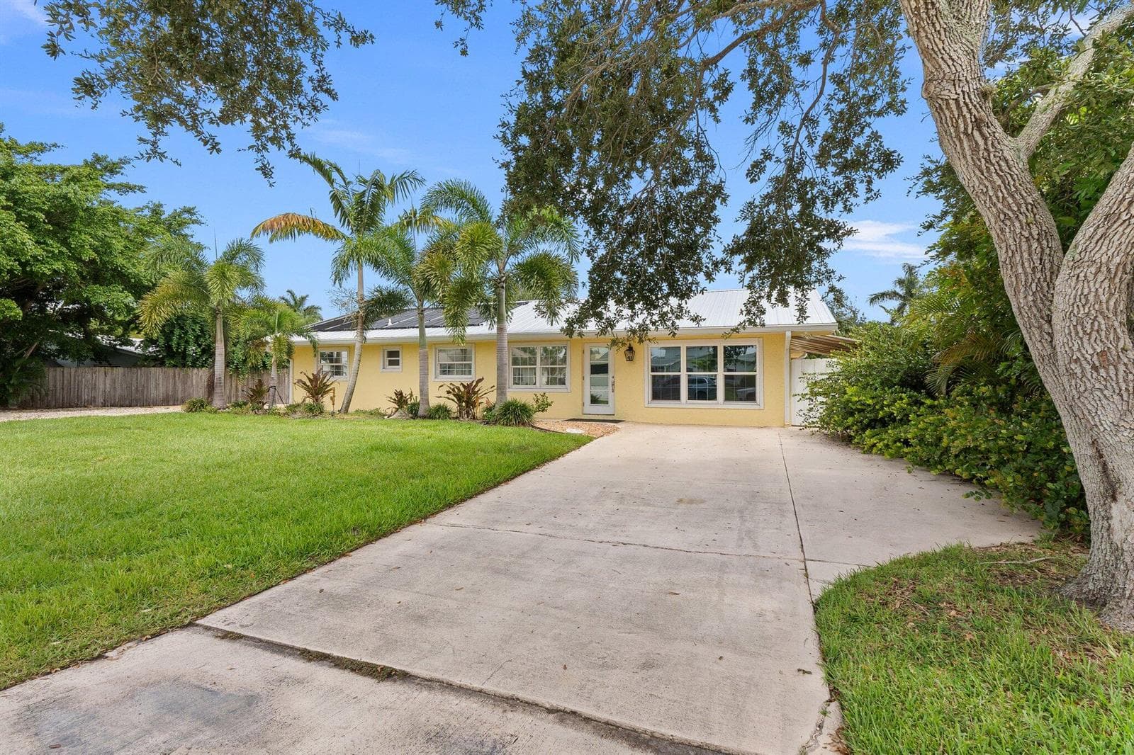 1749 SW Coxswain Place, Palm City, FL 34990 — zdjęcie 5