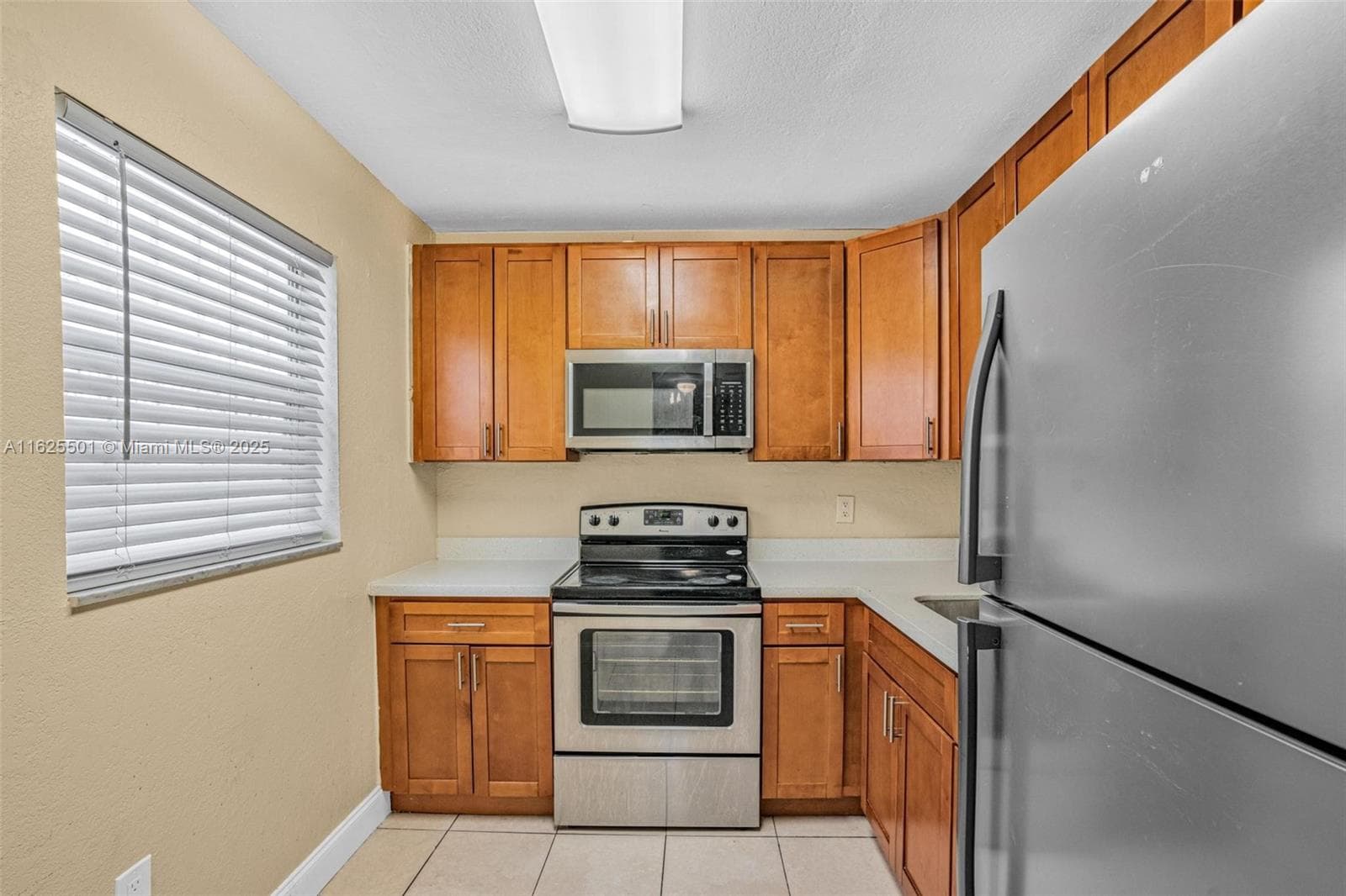 15600 NW 7th Ave # 306, Miami, FL 33169