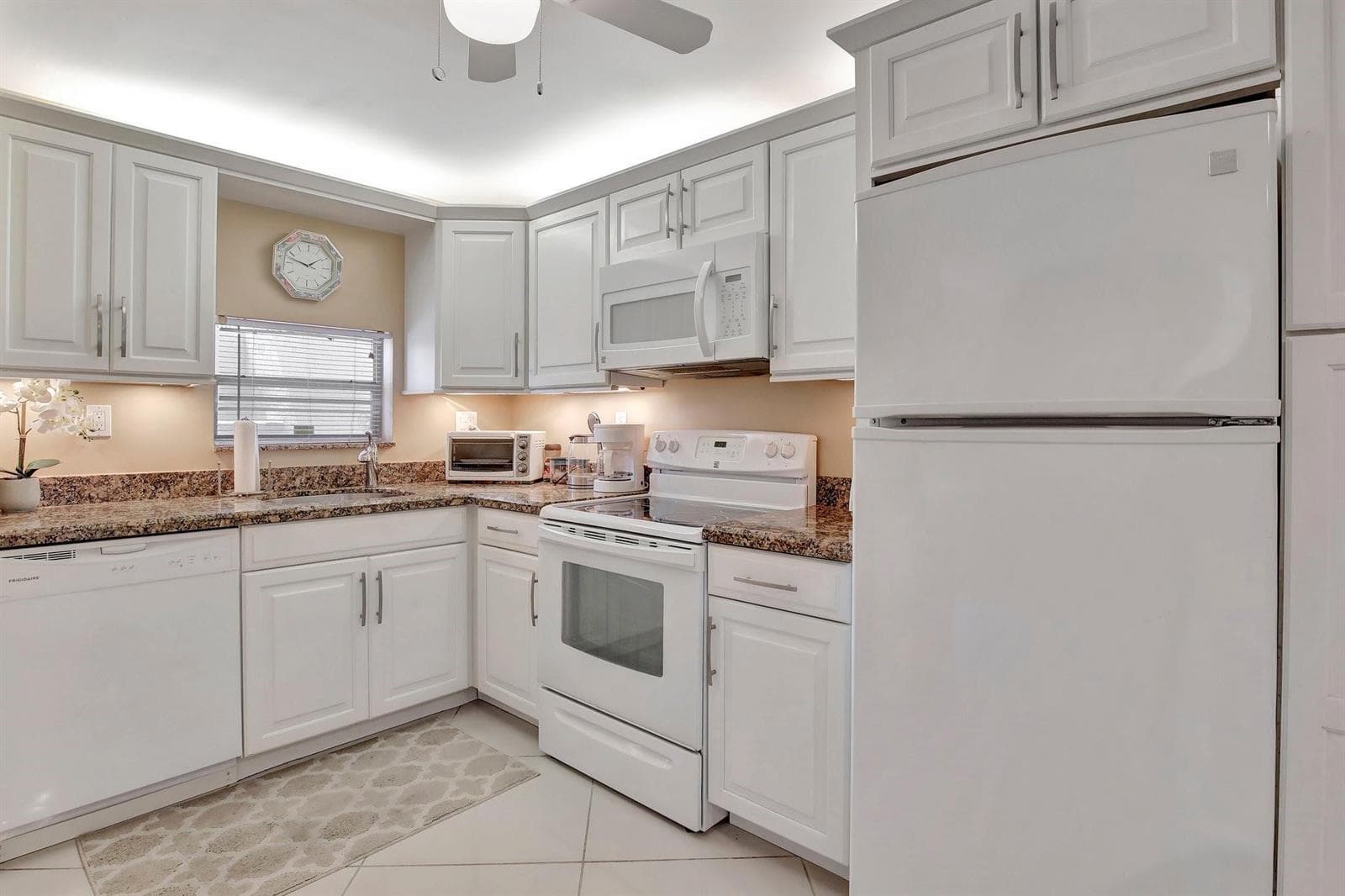 8930 S Hollybrook Boulevard # 201, Pembroke Pines, FL 33025 — zdjęcie 2
