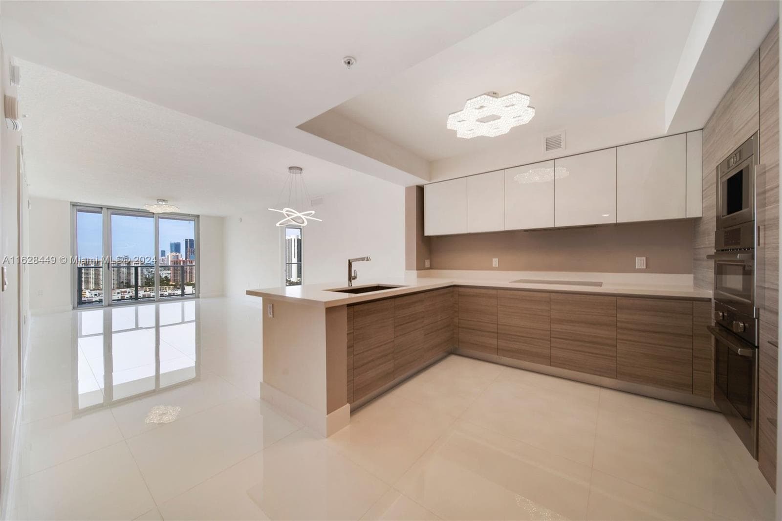 300 Sunny Isles Blvd # 2103, Sunny Isles Beach, FL 33160