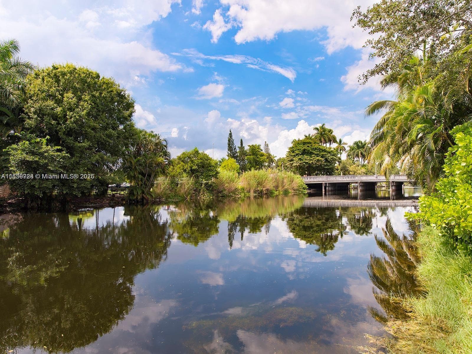 11140 Griffing Blvd, Biscayne Park, FL 33161 — zdjęcie 3