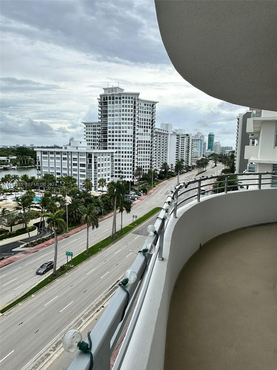 5555 Collins Ave # 10B, Miami Beach, FL 33140 — zdjęcie 2