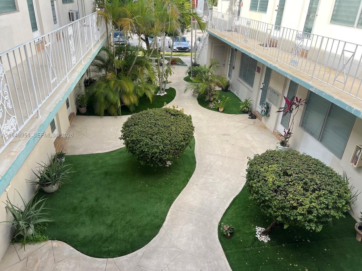2072 NE 169th St # 9, 11, 12 & 5, North Miami Beach, FL 33162 — zdjęcie 4