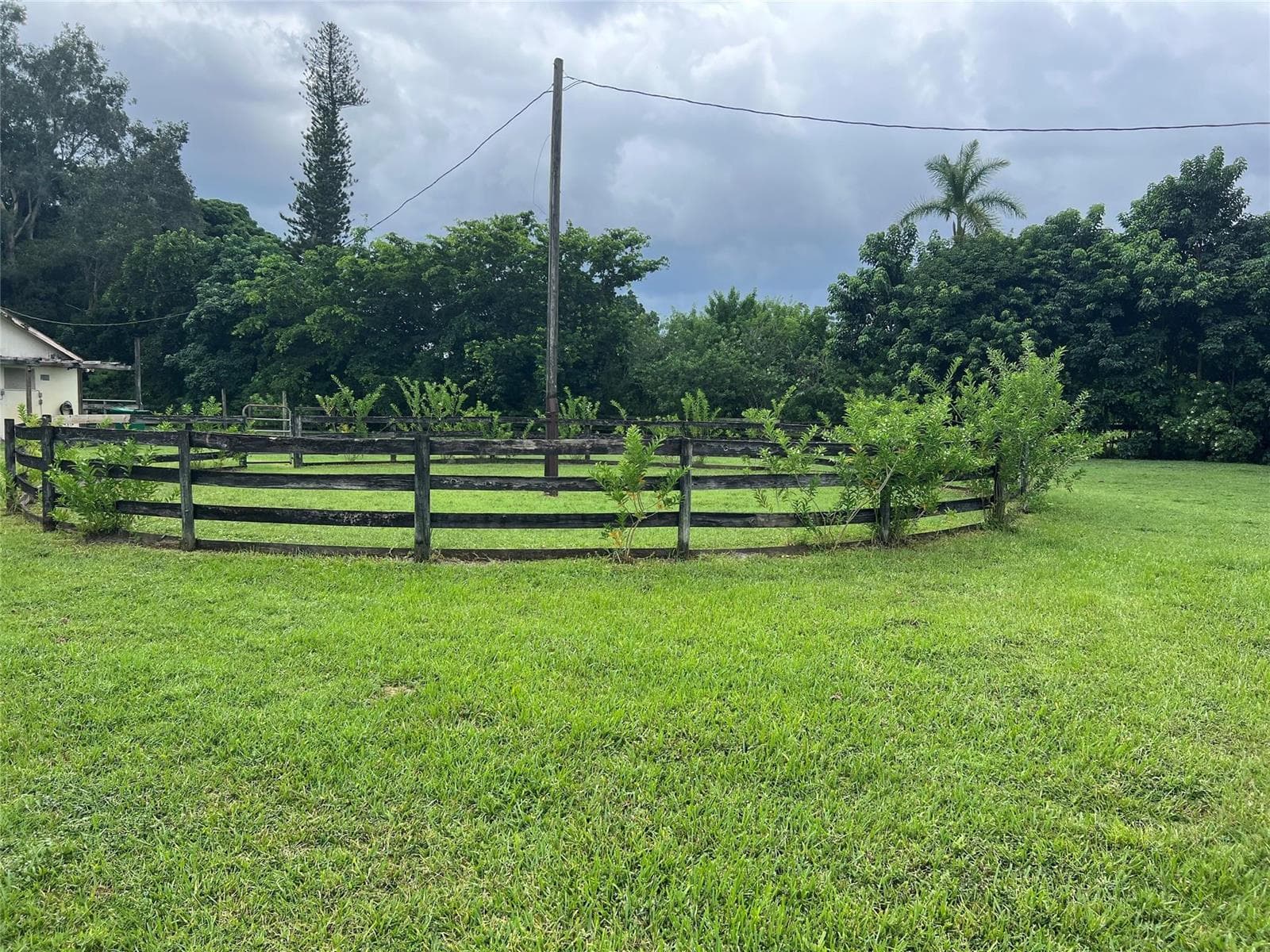 1765 Back Lot SW Back 112th Avenue, Davie, FL 33325 — zdjęcie 3