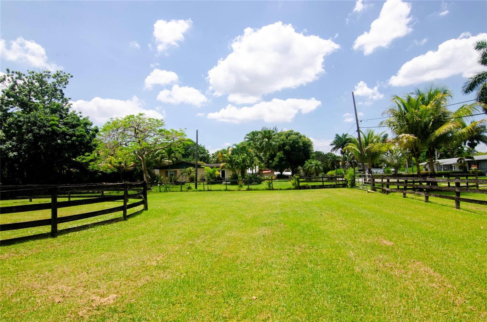 1765 Back Lot SW Back 112th Avenue, Davie, FL 33325 — zdjęcie 5