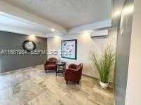 6100 NW 44th St # 405, Lauderhill, FL 33319 — zdjęcie 3