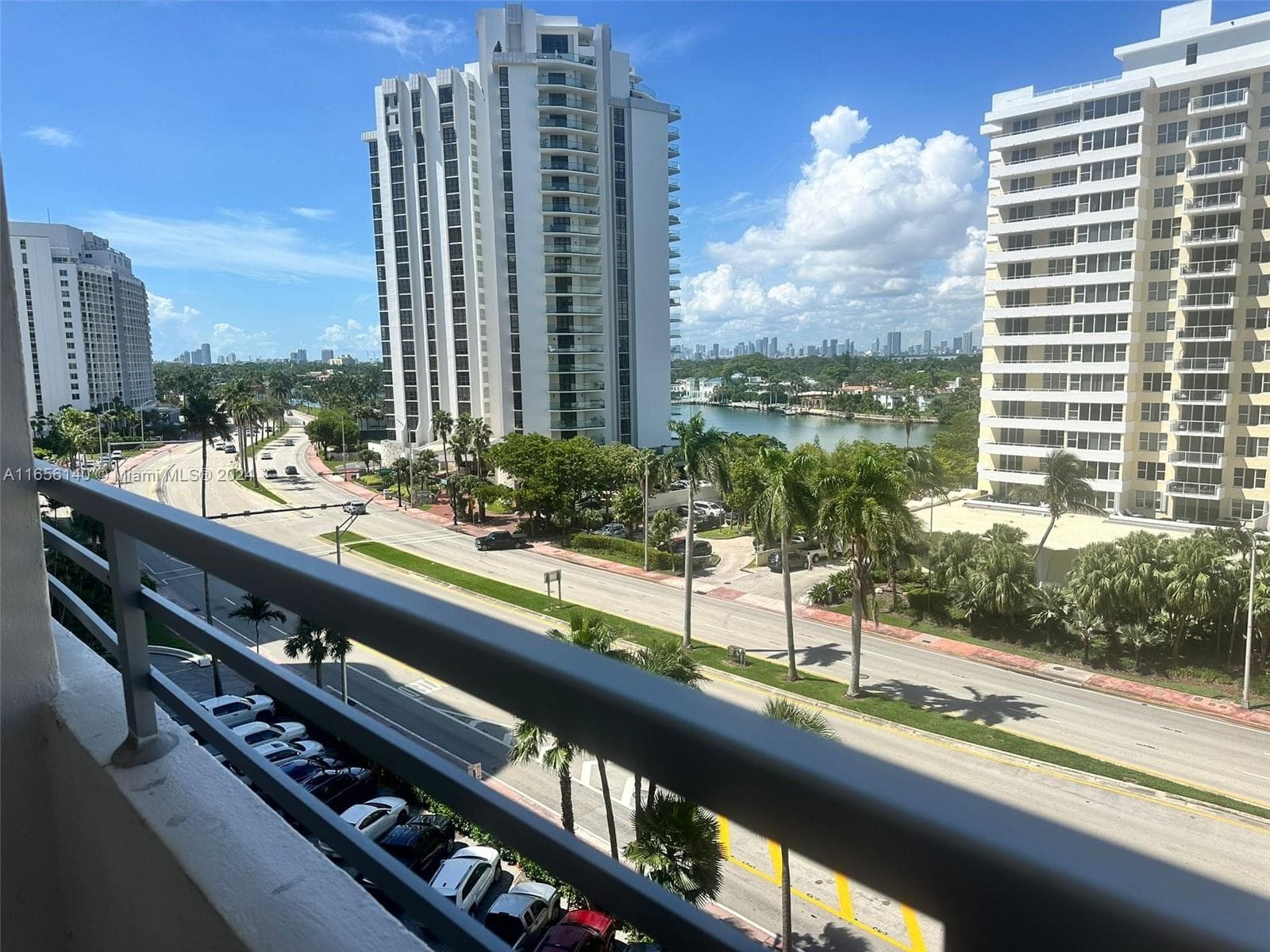 5555 Collins Ave # 8Z, Miami Beach, FL 33140 — zdjęcie 2